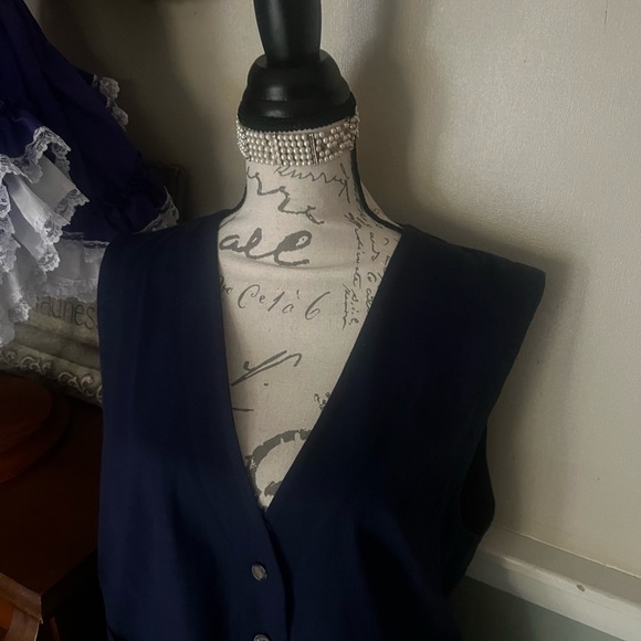 💙VTG White Stag Collection 2
Pc Skirt & Embroidered Vest Navy
Blue Size 16 NWT - Picture 4 of 8
